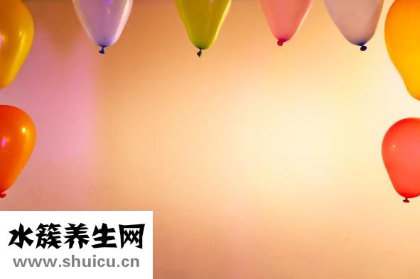 气球怎么绑成一串
