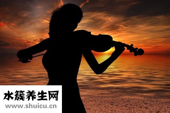 老师声音小怎么办？可通过生活饮食调节和用药治疗