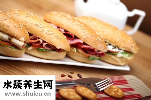痔疮肿痛怎么缓解？多吃青菜和新鲜水果有助排毒素
