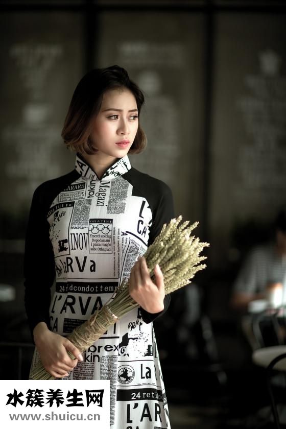 美少女的手怎么画