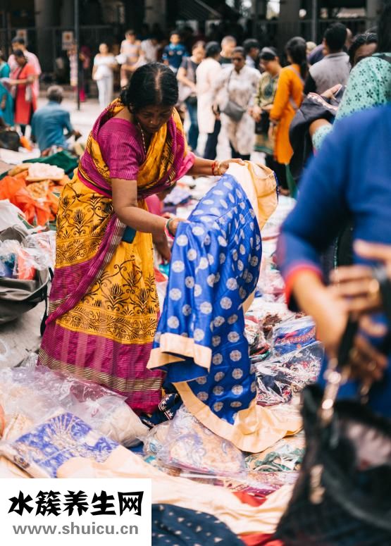 竹炭狗怎么放得稳