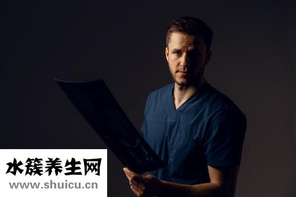 第一名：射手座分手后只会自己疗伤第五名：双子座