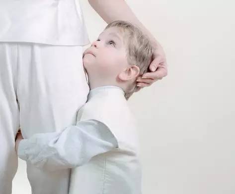 孩子睡觉流口水怎么回事？找出原因很重要