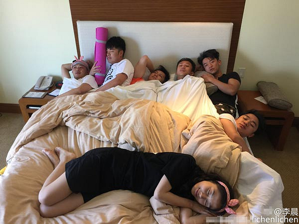 同睡一张床，武汉出现起确诊病例