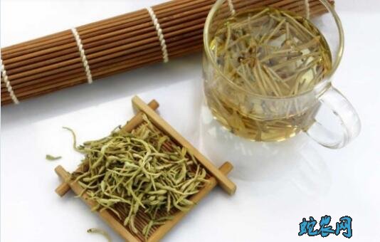 金银花泡水喝功效与主治（金银花茶的功效与禁忌）