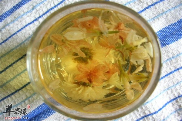 罗汉果花泡水喝的功效与作用慢性扁桃体炎怎么治疗（罗汉果花泡水喝的功效