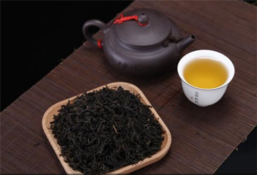 老普洱茶的功效与作用（老普洱茶的功效与作用生）