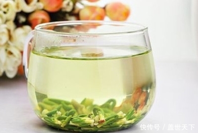 女人喝莲子心的好处（莲心茶泡水的功效与作用）