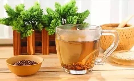 决明子泡水喝的功效和作用（决明子泡水喝的功效和作用有哪些）