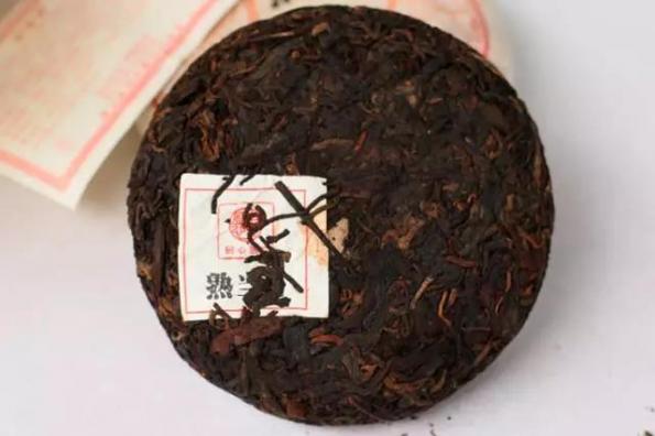 熟普洱茶的作用与功效（熟普洱茶的作用与功效和禁忌是什么）