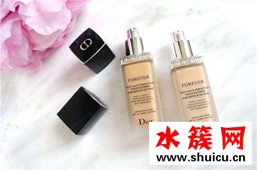 迪奥粉底液系列介绍