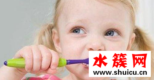 电动牙刷小孩几岁可以用？