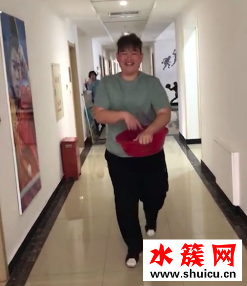 赵本山儿子减肥
