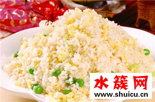蛋炒饭吃错了怎么回事
