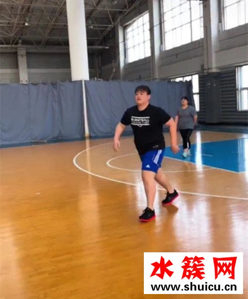 赵本山儿子减肥是怎么回事