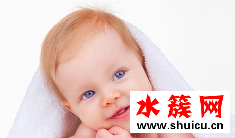 宝宝游泳耳朵进水了怎么办？