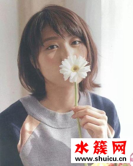 春夜女主是什么发型