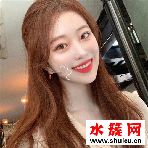 2019年最显白的发色是什么颜色