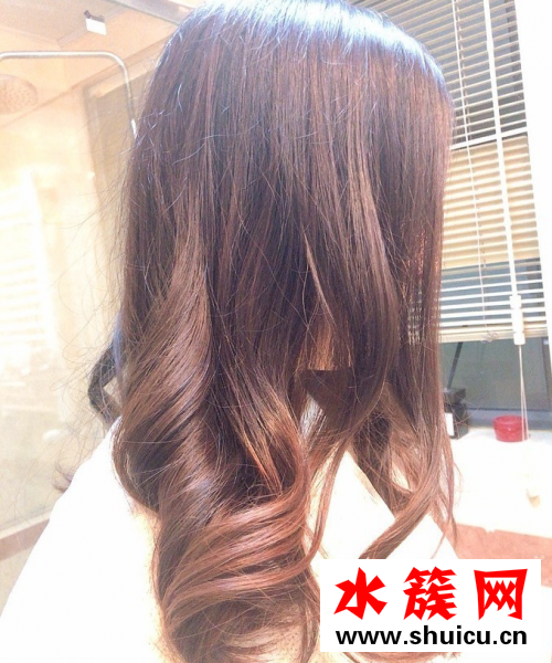 学会这款卷发棒教程秘籍，在家秒变高级造型师~