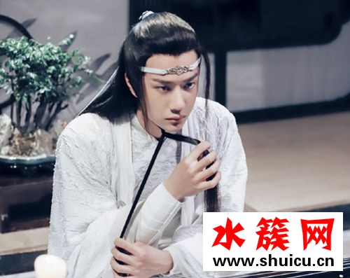 陈情令蓝曦臣主人物曲《不由》歌词
