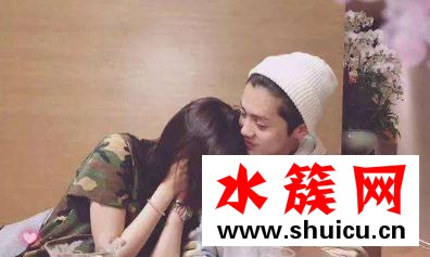 鹿晗关晓彤疑似分手怎么回事