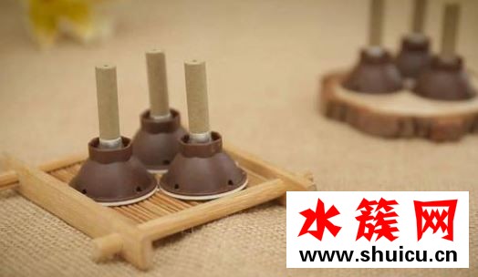 艾灸后喉咙痛是怎么回事