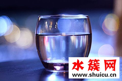 喝水减肥法的最佳时间