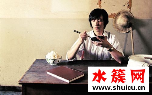 新裤子庞宽资料是博士吗