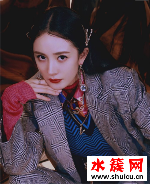 杨幂否认请假捞金什么情况