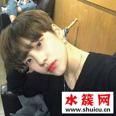 2019男生流行什么颜色头发
