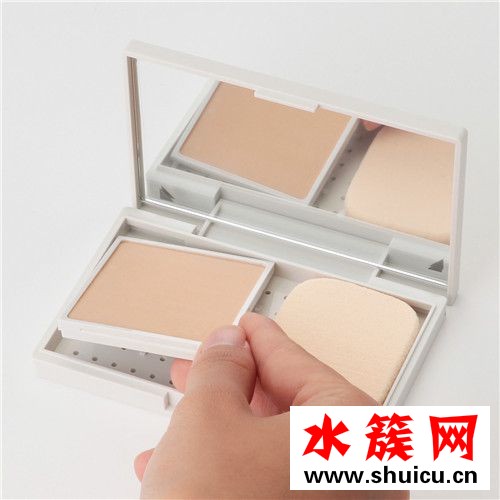 内行人都爱的muji推出专属彩妆盘！一盘就能放进6种彩妆