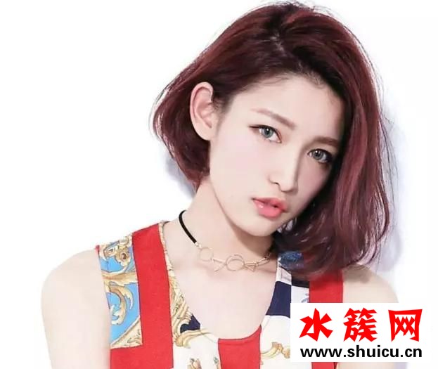 烫卷的短发配什么颜色好看？2017最新流行的短发造型 2017流行发型中短发