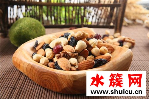 坚持吃坚果可以丰胸吗