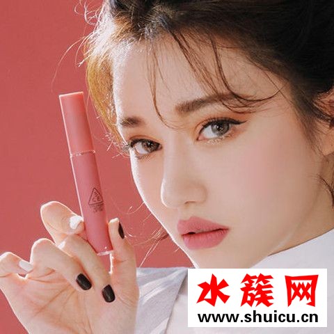 如何挑选口红的颜色