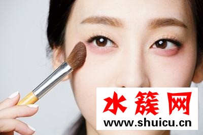 腮红可以当眼影用吗