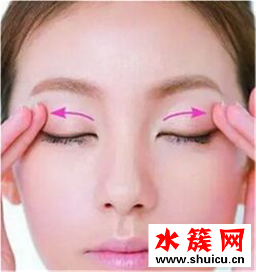 粉底液怎么用具体步骤