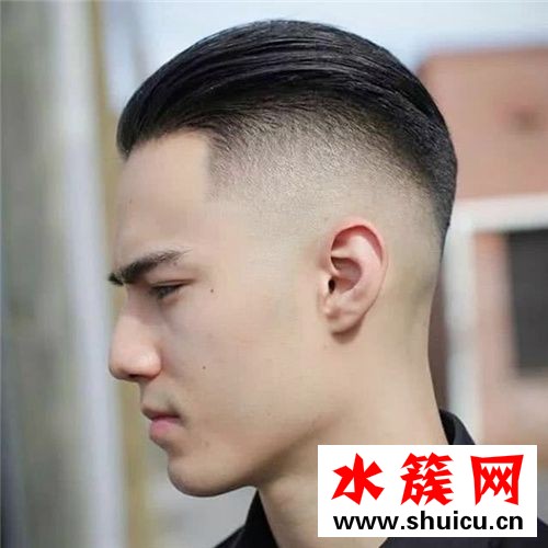 男生夏天适合剪什么头型