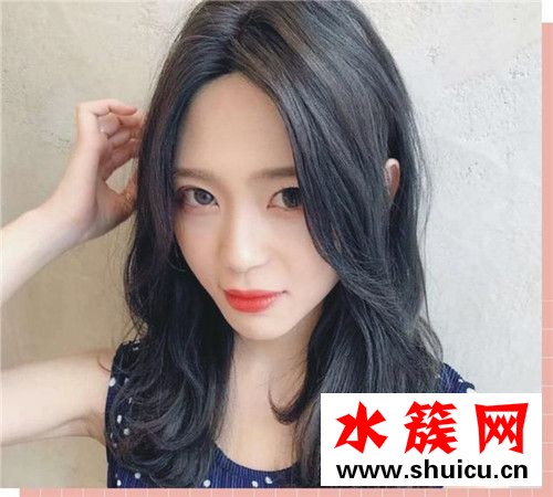 夏天适合染什么颜色