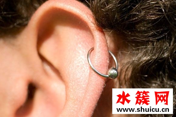 耳骨打洞有多痛？打耳洞该注意的事一次搞懂 穿耳洞要注意什么