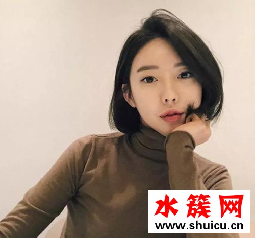 2019流行减龄齐短发发型图片
