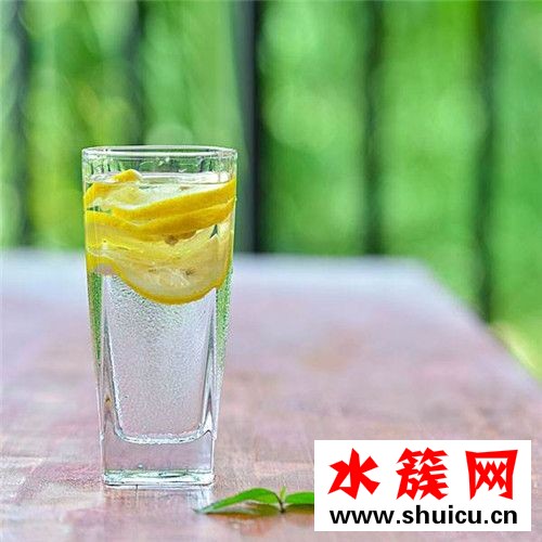 孕妇喝柠檬水能止吐吗