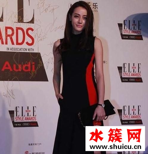 迪丽热巴未p图片显老 外媒镜头果然是高清照妖镜