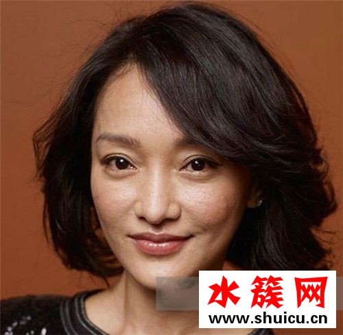 迪丽热巴未p图片显老 外媒镜头果然是高清照妖镜