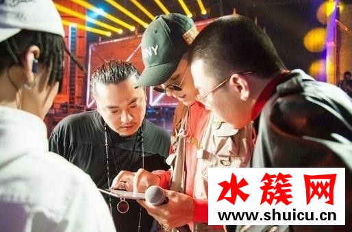 中国有嘻哈吴亦凡发型叫什么
