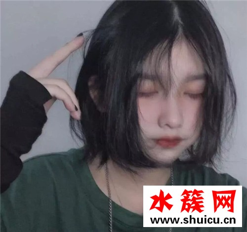 好看的短发发型女生图片
