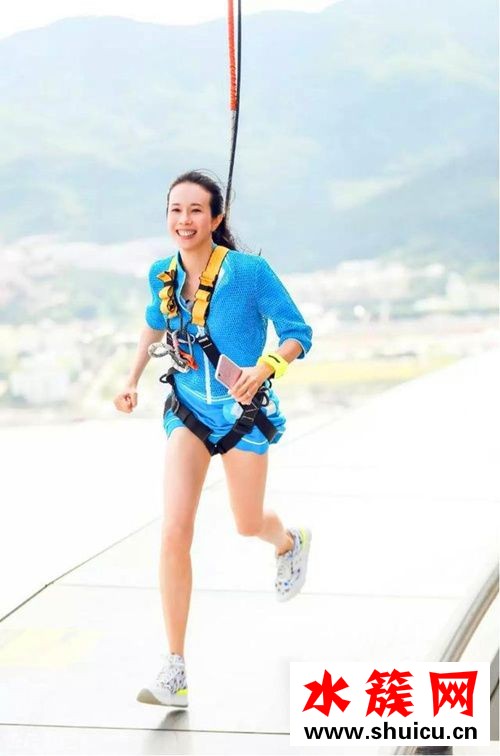 杨幂的筷子腿我是服气的 娱乐圈美腿女星大盘点