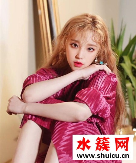羊毛卷发型怎么烫好看