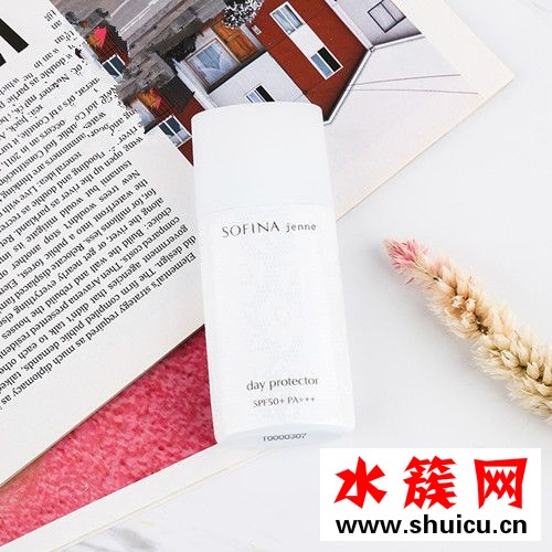 苏菲娜白蕾丝和蓝蕾丝的区别